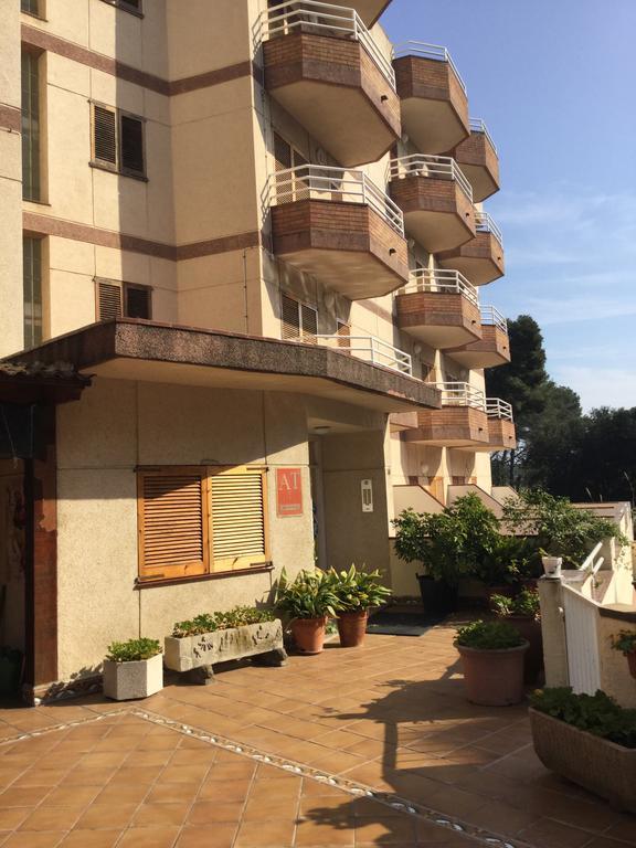 Apartamentos Eva Costa Brava Esterno foto